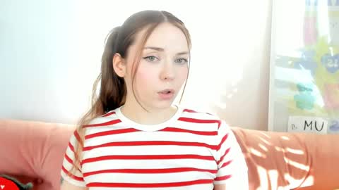 Snapshot of thisisamelia chatting on 7, 6, 2026 Amelia shows on mondays fridays and sundays if anything changes im giving updates on my fansly online show from 7, 6, 2026