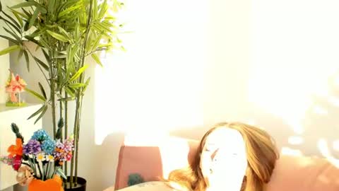 Snapshot of thisisamelia chatting on 12, 6, 2026 Amelia shows on mondays fridays and sundays if anything changes im giving updates on my fansly online show from 12, 6, 2026