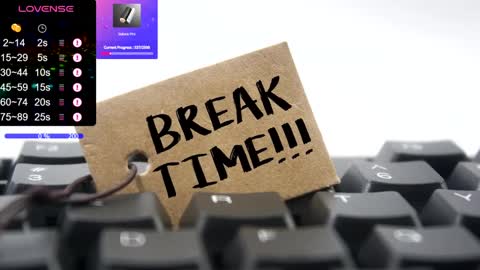 Snapshot of thom610 chatting on 6, 12, 2024 ThomaSan online show from 6, 12, 2024