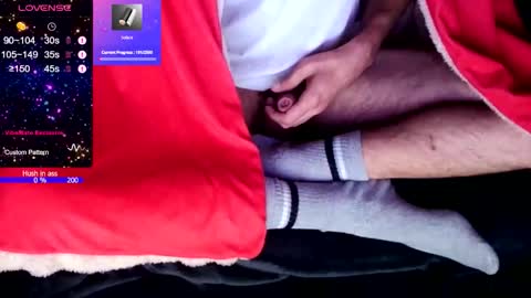 Snapshot of thom610 chatting on 14, 10, 2025 ThomaSan online show from 14, 10, 2025