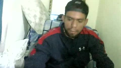Snapshot of thomas2wood chatting on 17, 5, 2026 Thomas2Wood online show from 17, 5, 2026