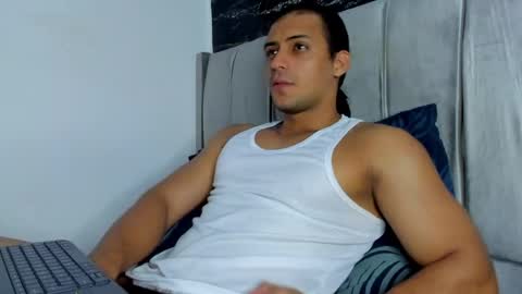 Snapshot of thomas777__ chatting on 22, 5, 2026 Thomas online show from 22, 5, 2026