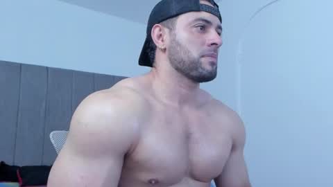 Snapshot of thomas_brandon chatting on 21, 6, 2026 Thomas Brandon online show from 21, 6, 2026
