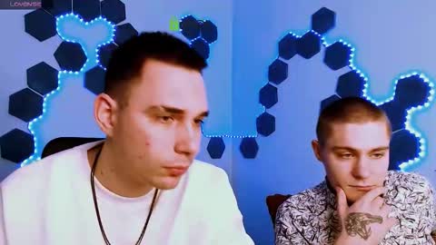 thomas_crow online show from 1, 12, 2025