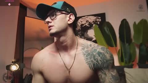 Snapshot of thomas_falcon1 chatting on 17, 1, 2026 Thomas Falcon online show from 17, 1, 2026