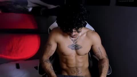 Thomas 3  JUST STAY AND BE MY LAST LOVE online show from 17, 4, 2026