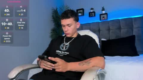 Thomas online show from 7, 4, 2026