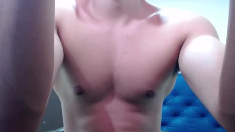 Snapshot of thomas_neuman chatting on 27, 1, 2025 Thomas online show from 27, 1, 2025