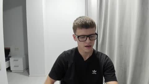 Tomas online show from 12, 12, 2024