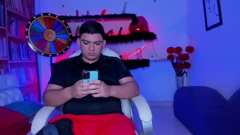 Snapshot of thomas_top21 chatting on 11, 7, 2026 Thomas online show from 11, 7, 2026