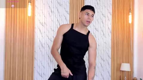 Thomas online show from 4, 10, 2025