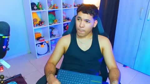 Thomas online show from 11, 3, 2025