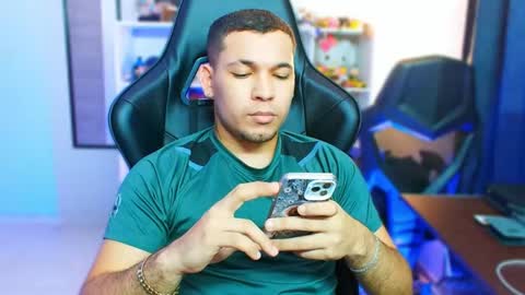 Thomas online show from 24, 10, 2025