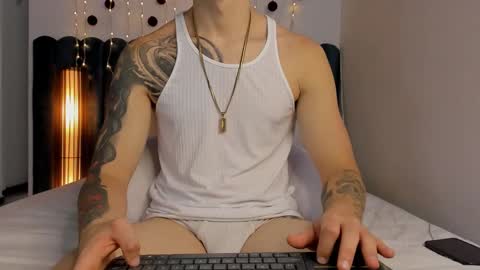 sweetfit boy online show from 22, 12, 2025