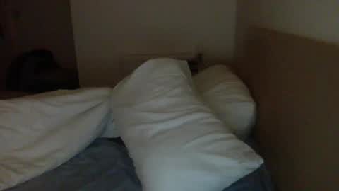 Tom online show from 13, 10, 2025