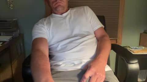 Snapshot of thongguy2021 chatting on 15, 9, 2025 thongguy 2021 online show from 15, 9, 2025