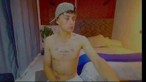 Snapshot of thornerxxxboy chatting on 23, 6, 2026 THORNERXXXBOY online show from 23, 6, 2026