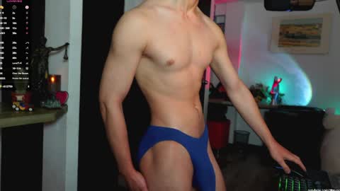 Snapshot of thoroughbredxx chatting on 28, 5, 2026 L e a n d e r 25OFF ON MY OF online show from 28, 5, 2026