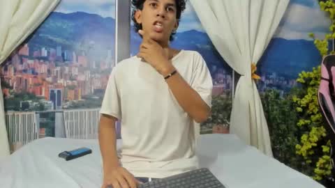 threesinss online show from 16, 1, 2026