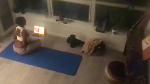 Snapshot of tia_fox chatting on 29, 10, 2025 tia_fox online show from 29, 10, 2025