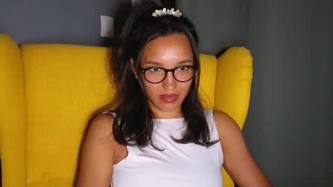 tia_j online show from 20, 9, 2025