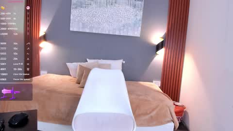 Snapshot of tiana_glow chatting on 5, 1, 2025 tihana online show from 5, 1, 2025