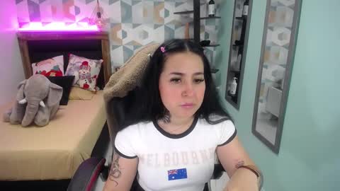 Snapshot of tianapiket chatting on 16, 12, 2024 tianapiket online show from 16, 12, 2024