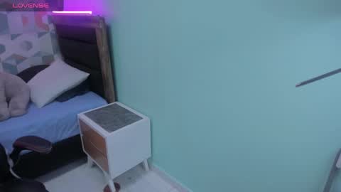 Snapshot of tianapiket chatting on 9, 1, 2025 tianapiket online show from 9, 1, 2025