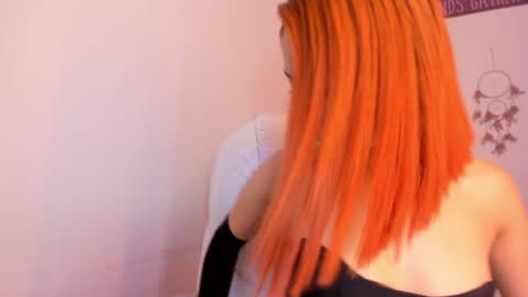 Snapshot of tiarha_ chatting on 20, 12, 2024 Tiarha online show from 20, 12, 2024