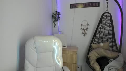Snapshot of tiarha_ chatting on 30, 12, 2024 Tiarha online show from 30, 12, 2024