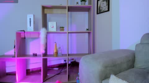 Snapshot of tiarha_ chatting on 15, 1, 2025 Tiarha online show from 15, 1, 2025