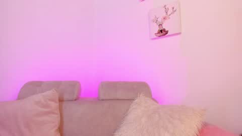 Snapshot of tiarha_ chatting on 20, 2, 2025 Tiarha online show from 20, 2, 2025