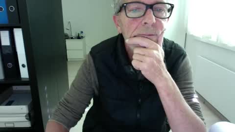 tiburzio online show from 24, 9, 2025