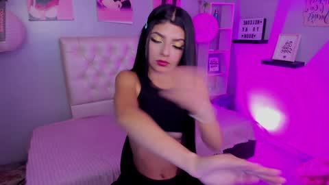 Snapshot of tifanny__thomson chatting on 13, 1, 2025 Tiff online show from 13, 1, 2025
