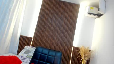 Snapshot of tiff_valentine chatting on 24, 1, 2025 Tiffany online show from 24, 1, 2025