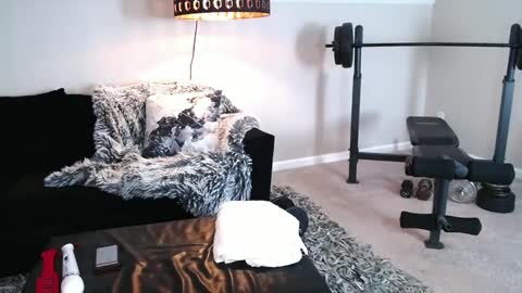 Tiffani Love online show from 25, 12, 2024