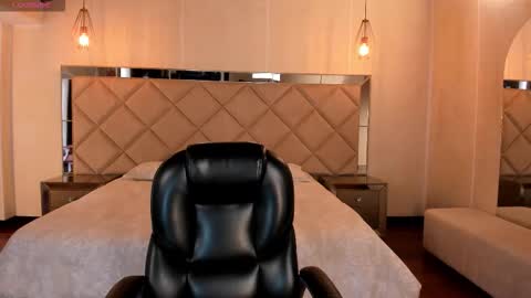 Snapshot of tiffannysins chatting on 28, 2, 2026 Tiffanny Sins online show from 28, 2, 2026