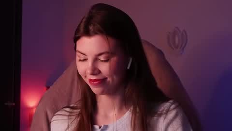 Im here on Fridays Saturdays Sundays  online show from 20, 2, 2026