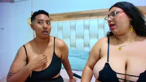 Tiffany and Stacy online show from 19, 11, 2025