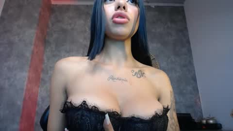 tiffany_1m online show from 16, 12, 2024