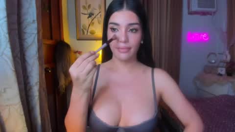 Snapshot of tiffany_cams chatting on 4, 7, 2026 Tiffany online show from 4, 7, 2026