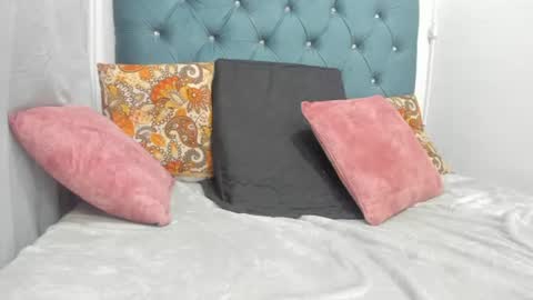 Snapshot of tiffany_hot19_ chatting on 28, 6, 2026 tiffany online show from 28, 6, 2026