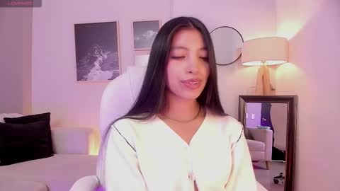 tiffany_low online show from 15, 3, 2026