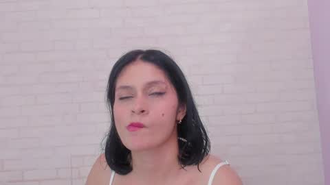 Snapshot of tiffany_mendez chatting on 22, 2, 2025 tiffany_mendez online show from 22, 2, 2025