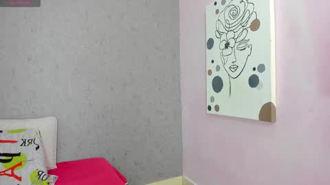 Snapshot of tiffany_mendez chatting on 10, 10, 2025 tiffany_mendez online show from 10, 10, 2025