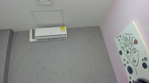 Snapshot of tiffany_mendez chatting on 6, 11, 2025 tiffany_mendez online show from 6, 11, 2025