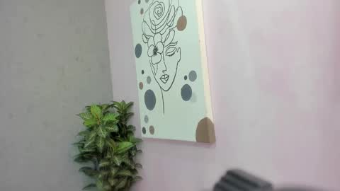 Snapshot of tiffany_mendez chatting on 19, 11, 2025 tiffany_mendez online show from 19, 11, 2025