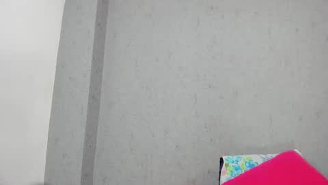 Snapshot of tiffany_mendez chatting on 1, 12, 2025 tiffany_mendez online show from 1, 12, 2025