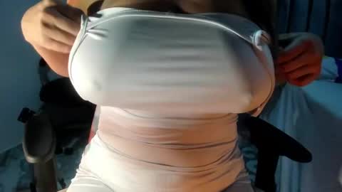 Snapshot of tiffany_teressa chatting on 19, 1, 2025 tiffany theressa online show from 19, 1, 2025