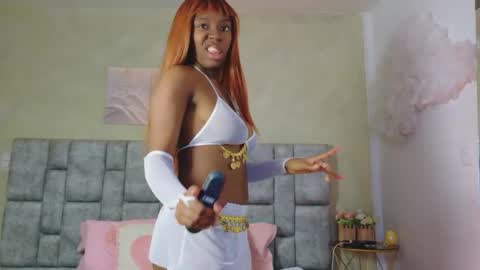 Snapshot of tiffanyebony_ chatting on 5, 6, 2026 TiffanyEbony online show from 5, 6, 2026